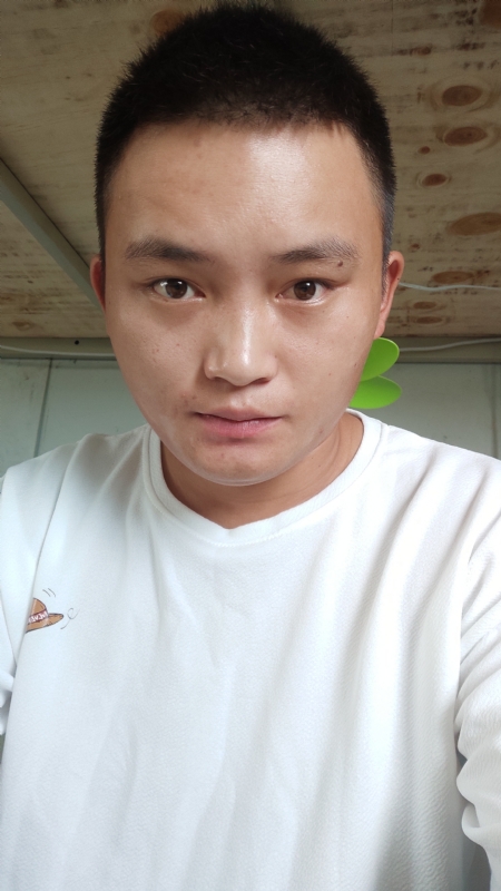 水里面的云呀的第一张照片--明溪相亲网