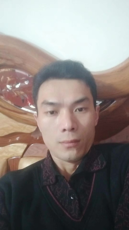 错把真心喂了狗的第四张照片--明溪相亲网