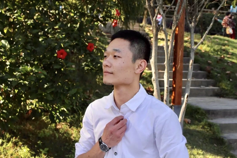 落落大方的第一张照片--明溪相亲网