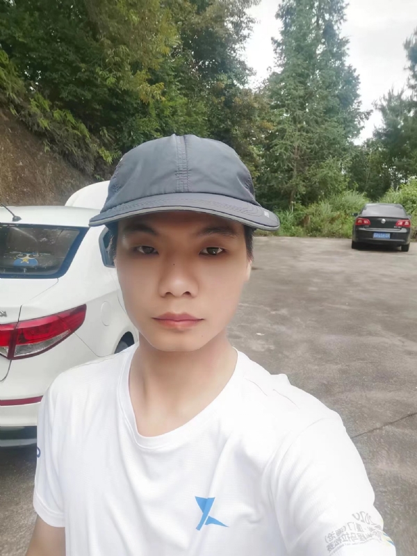携手相伴的第一张照片--明溪相亲网