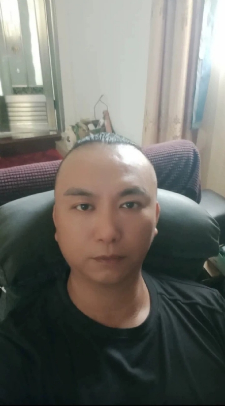 施逸森的第一张照片--明溪相亲网